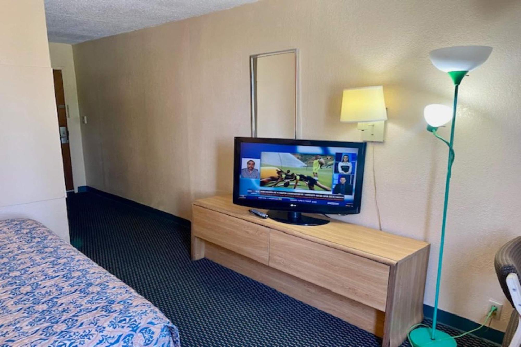 Red Carpet Inn & Suites Lima -Listing Partner Zewnętrze zdjęcie
