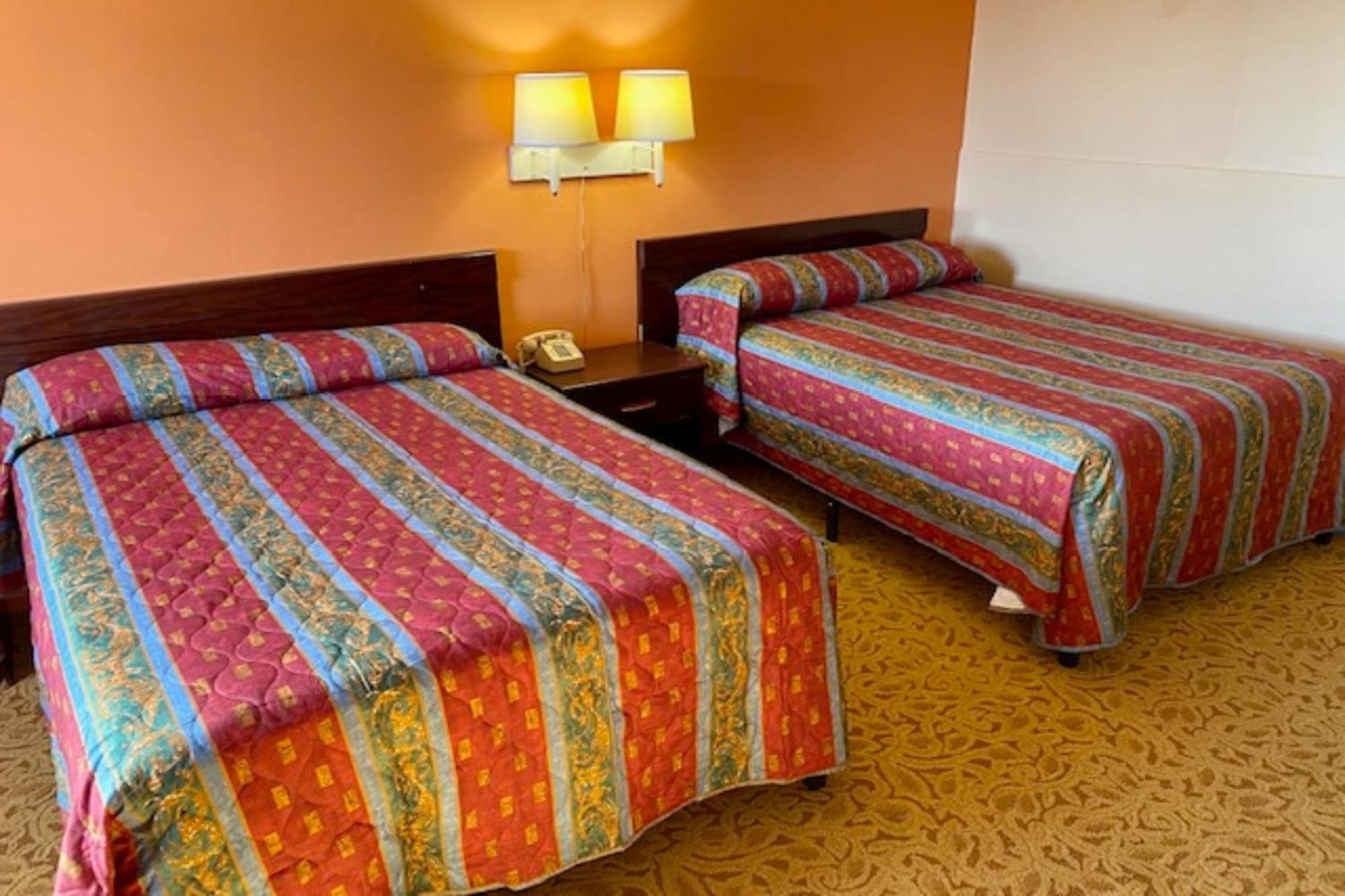 Red Carpet Inn & Suites Lima -Listing Partner Zewnętrze zdjęcie